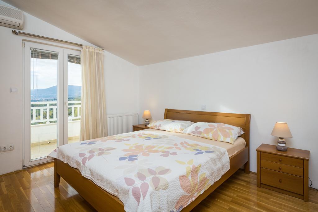 Apartment Marelux Kaštela Esterno foto